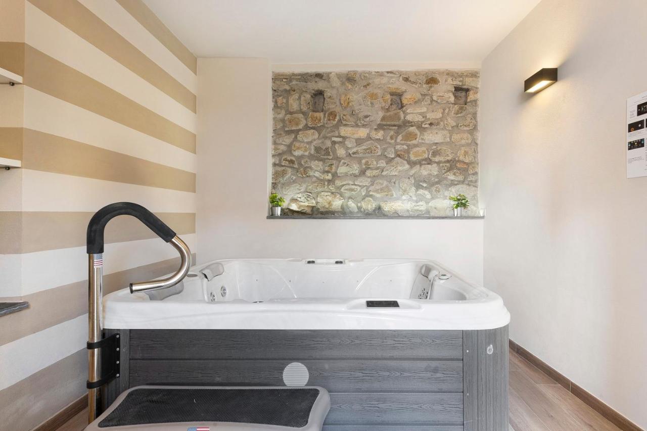Residenza Del Capitano Apartment เลวานโต ภายนอก รูปภาพ