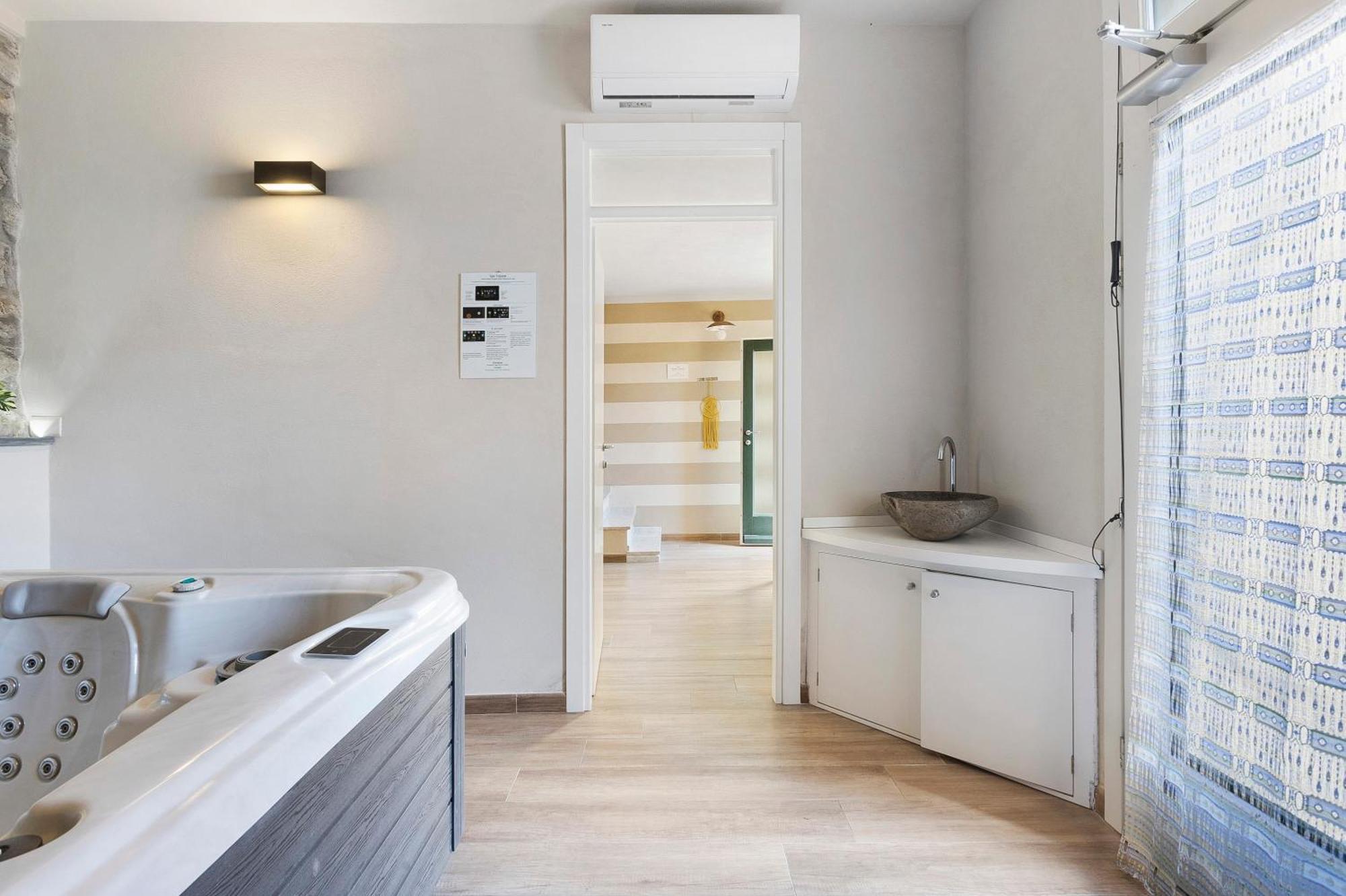 Residenza Del Capitano Apartment เลวานโต ภายนอก รูปภาพ